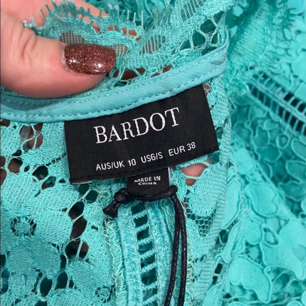 NWOT Bardot size XS, S, and M lace dress - Picture 8 of 9